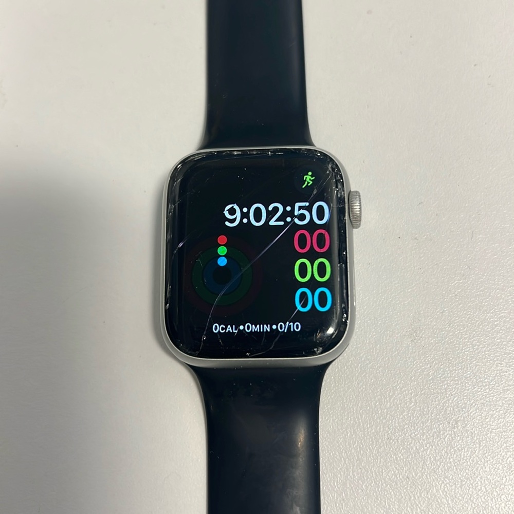 Broken screen Apple Watch.